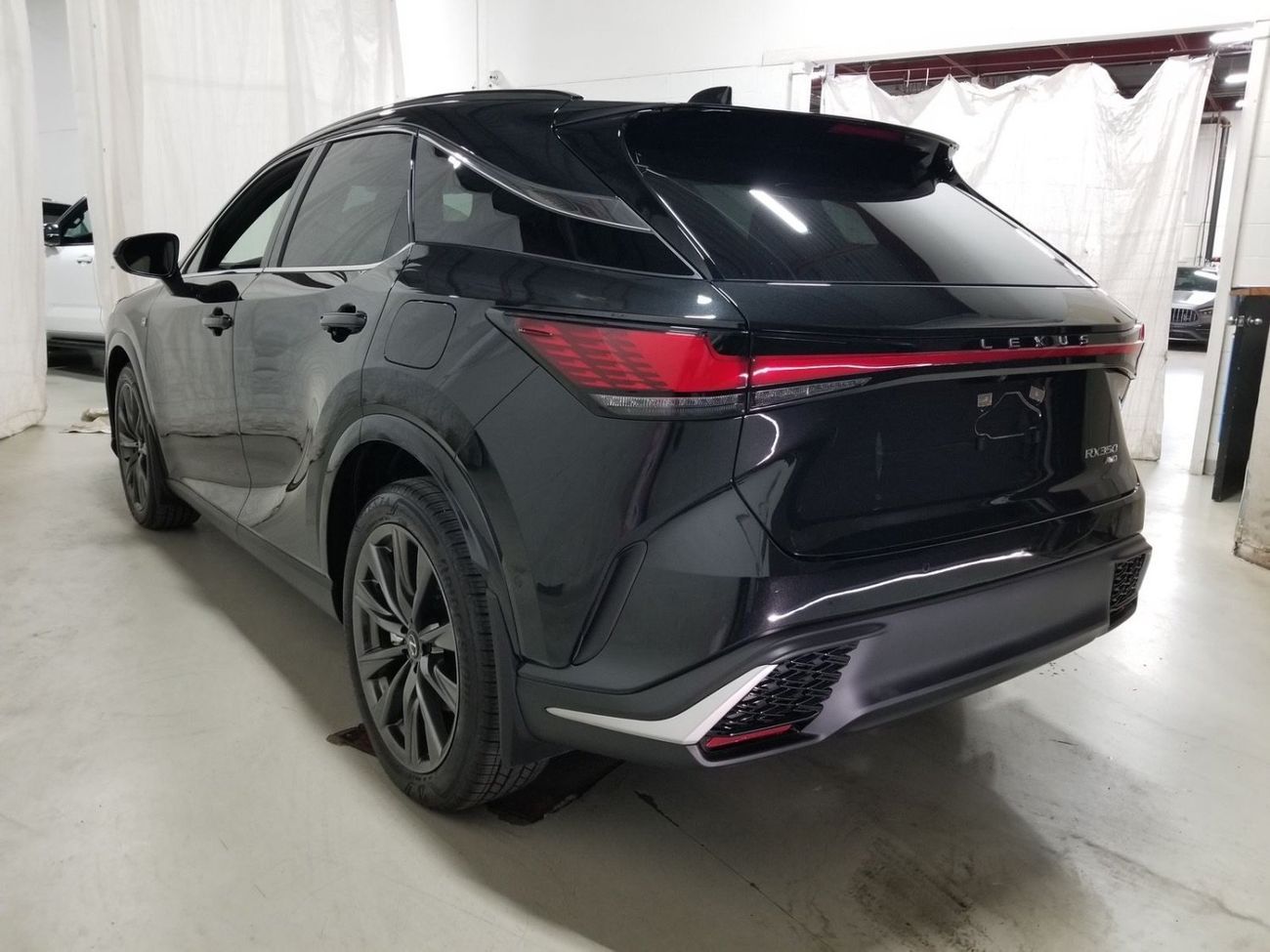 لكزس RX 350 F sport 3