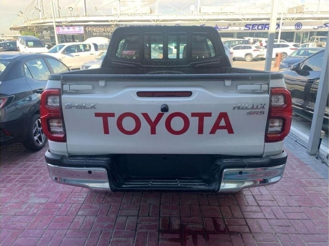 تويوتا هيلوكس TOYOTA HILUX 2.7L SGLX 2025 MODEL PETROL 4WD AUTOMATIC