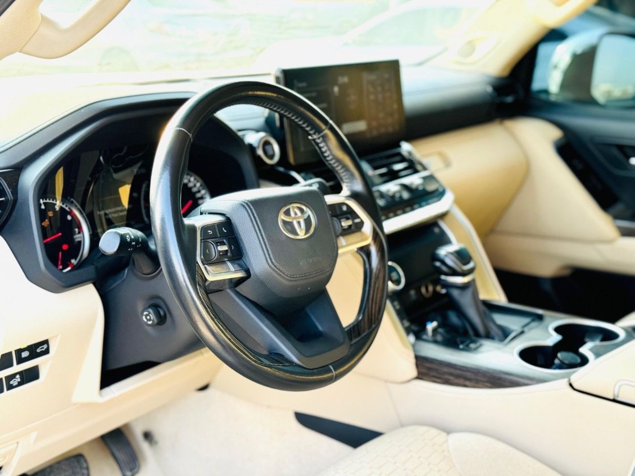 Toyota Land Cruiser Toyota Land Cruiser 2022 VXR full option