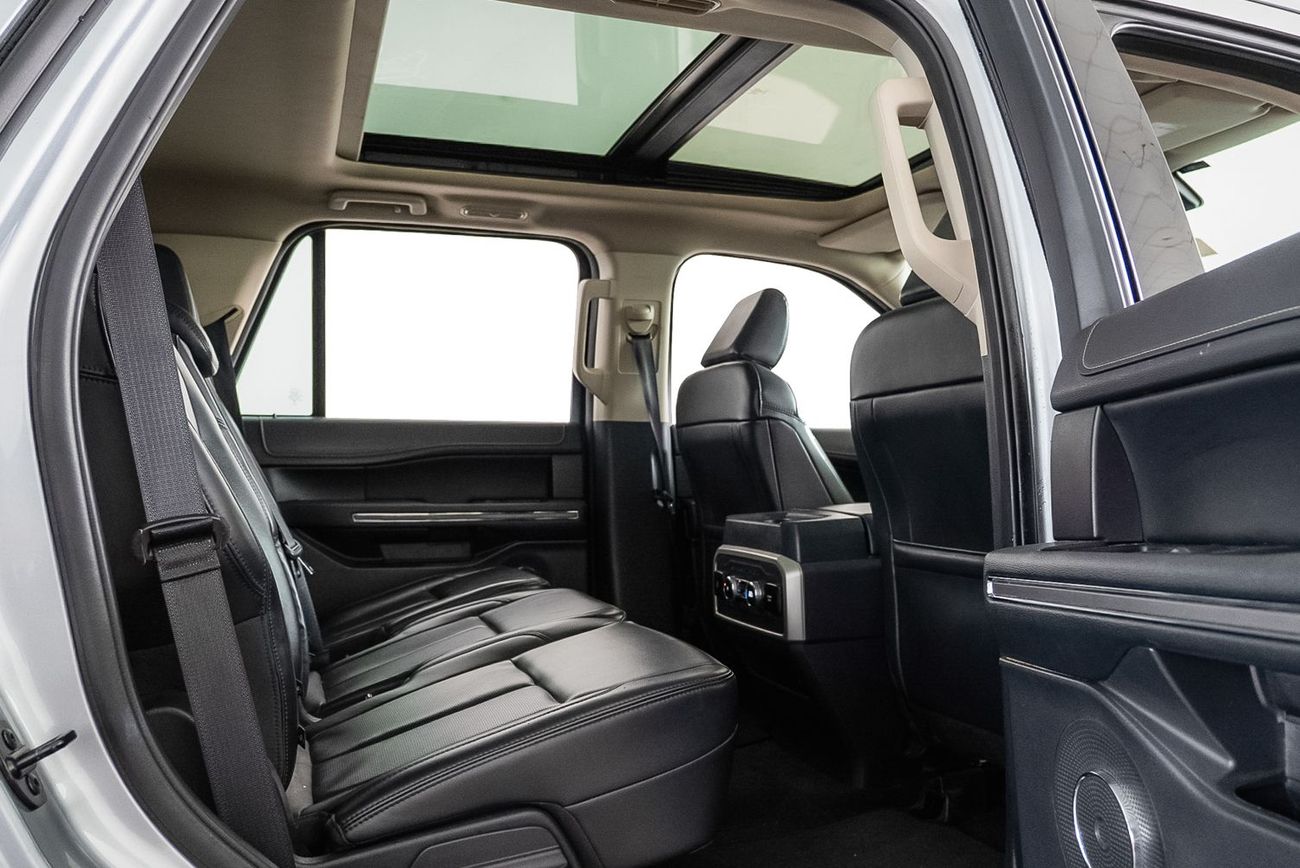 Ford Expedition XLT 3.5L (380 HP) 4WD