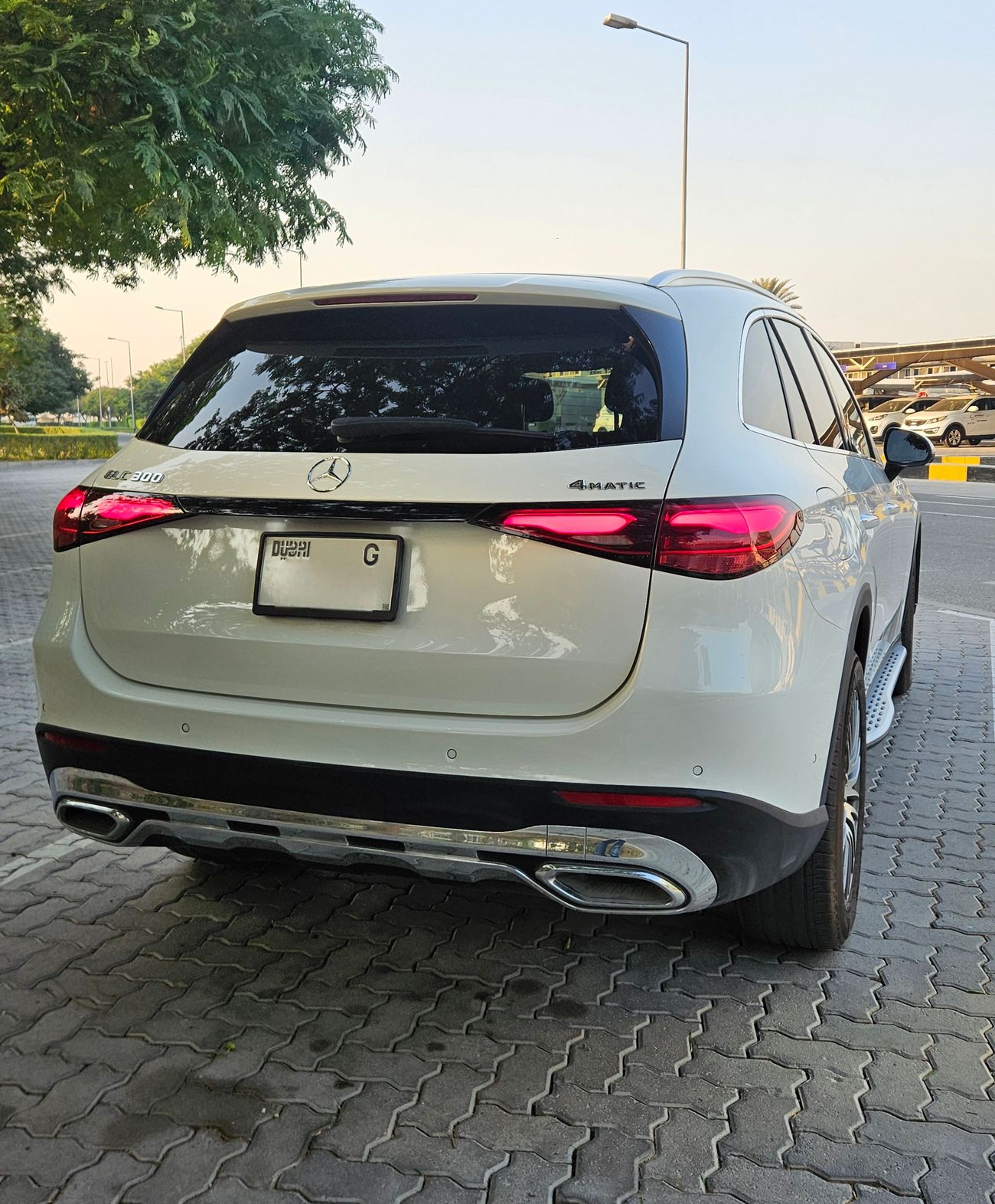 Mercedes-Benz GLC 300 Excellent Condition GLC 300 AWD 2.0L