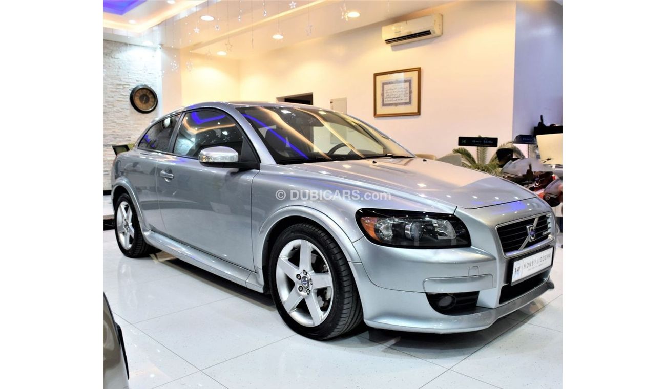 Volvo C30 VERY LOW MILEAGE ONLY 78,000 KM! ( FULL SERVICE HISTORY ) Volvo C30 R-Design 2009 Model!! in Silver 