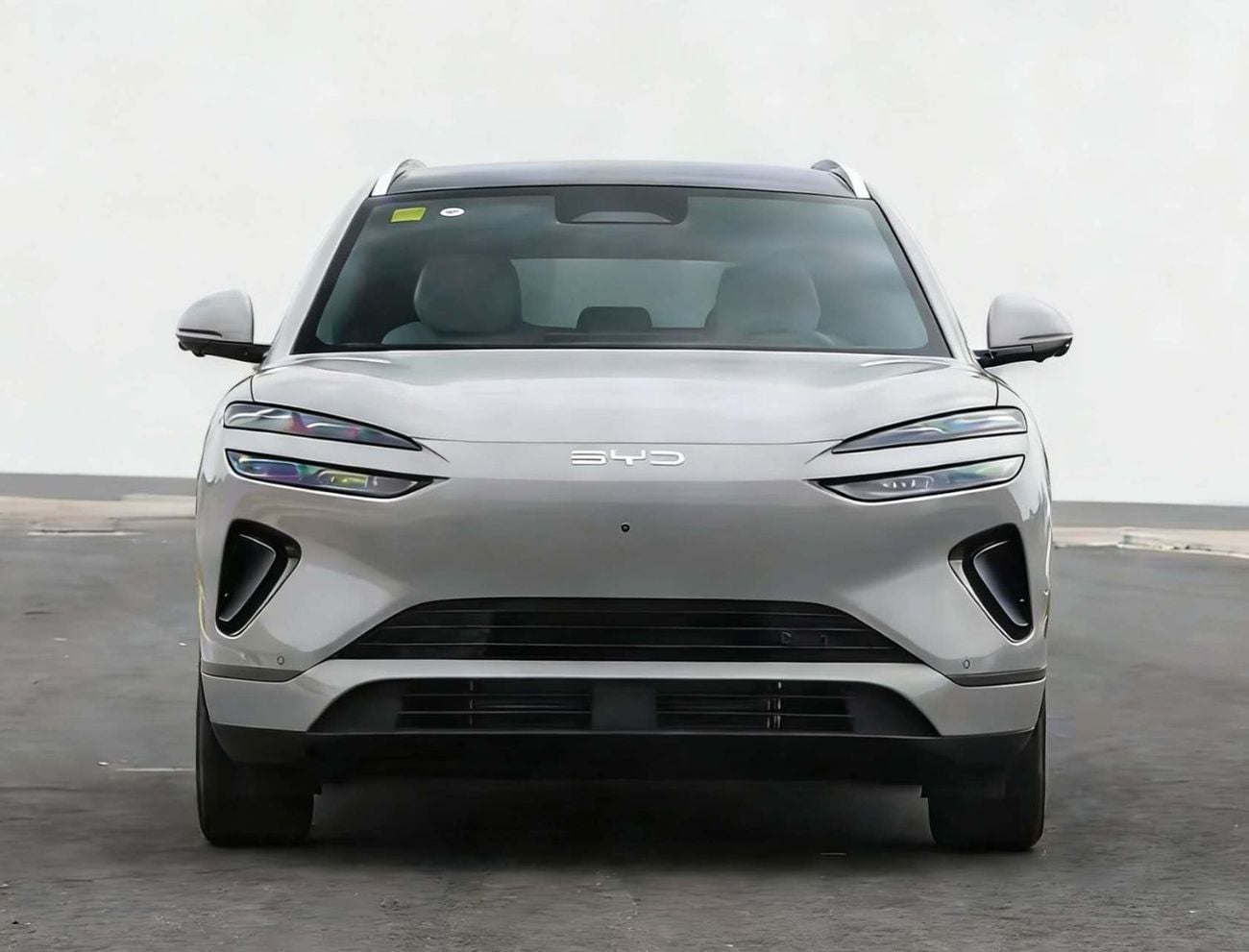 بي واي دي سيليون 06 605km EV Plus Smoky grey-grey