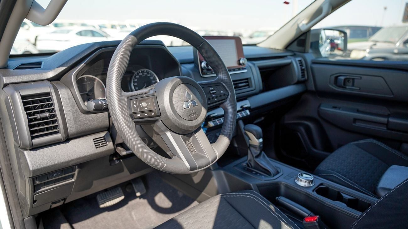 Mitsubishi L200 GL Brand New 2026 Mitsubishi L200 GLX (C80) 2.5L Diesel Pick-Up – GCC Specs | Export Ready