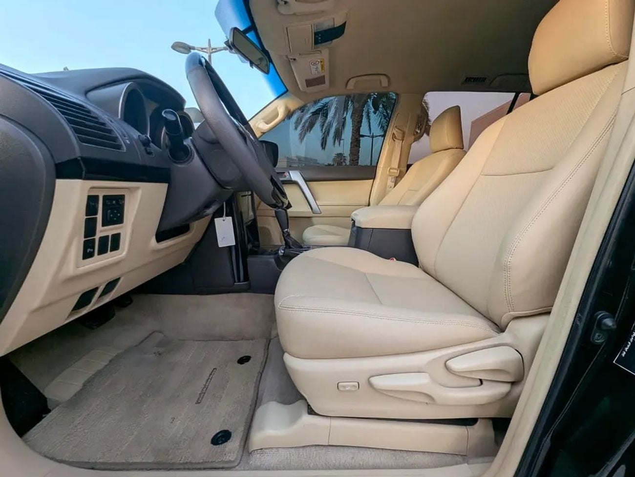 Toyota Prado TX-L TXL | 2.7L V4 | GCC Specs | 4WD | Excellent Condition*