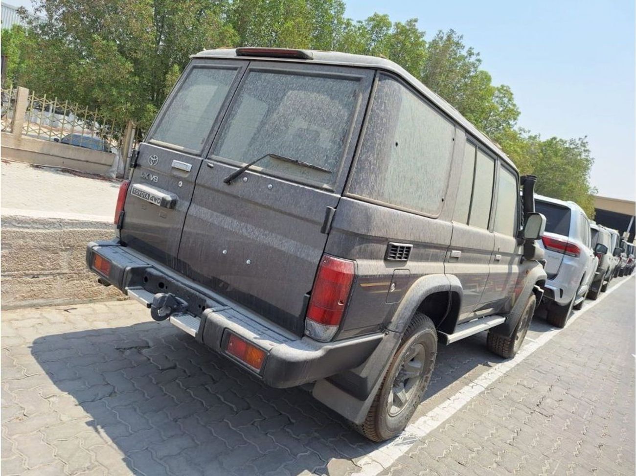 Toyota Land Cruiser 70 ECT0007 - Toyota LC76 Hardtop 4.5L Diesel Manual 5 Doors Grey - Full Options GCC