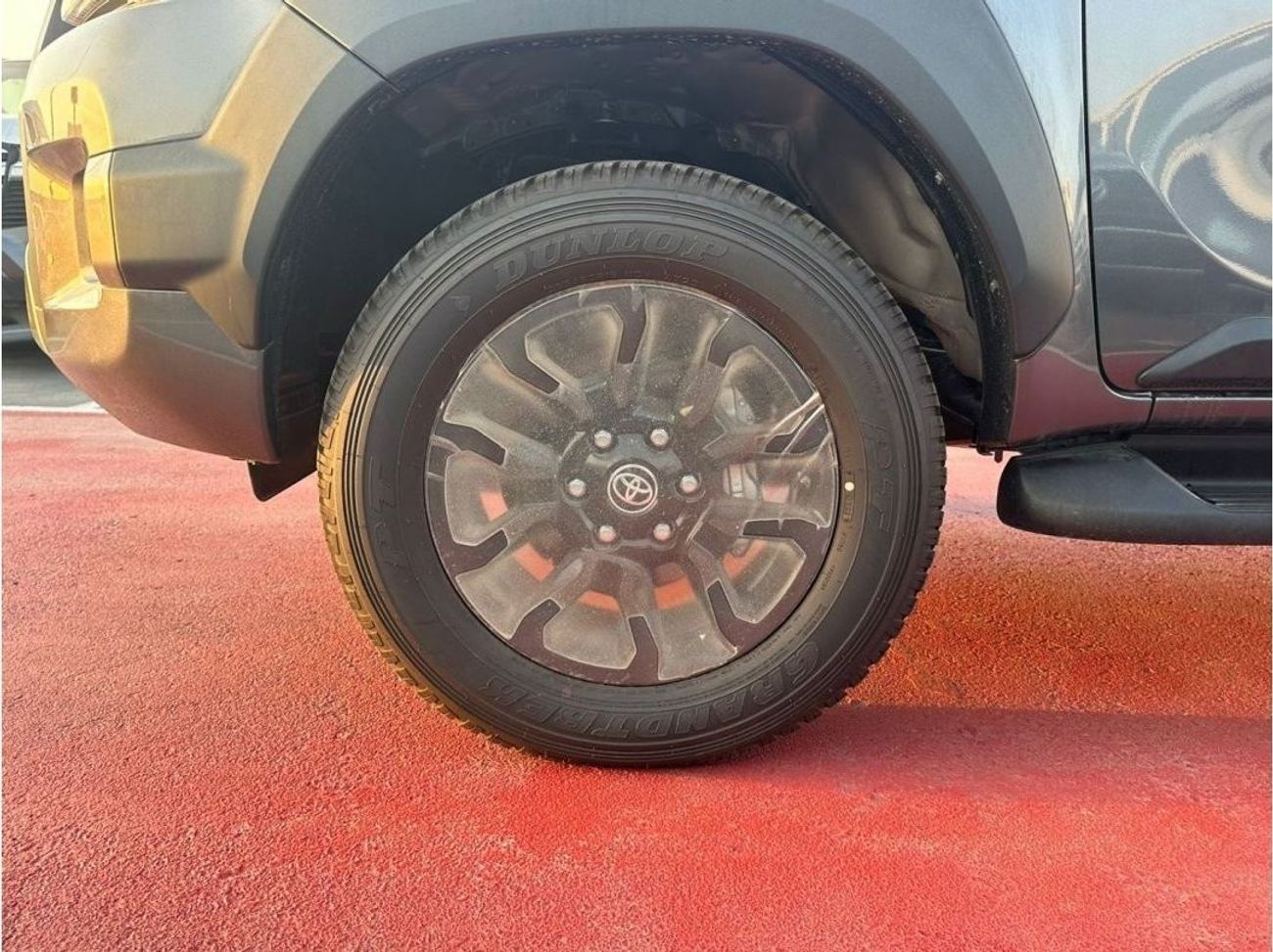 Toyota Hilux TOYOTA HILUX 4.0 ADVENTURE GREY 2023