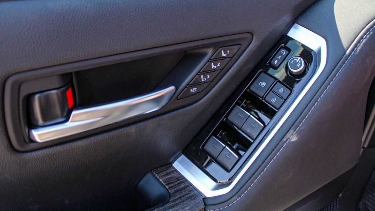 Toyota Land Cruiser TOYOTA LC300 TT DSL VXR-Z  AT (Export Only)