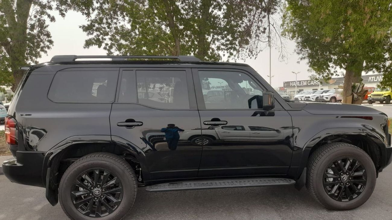 Toyota Prado Right-Hand drive Kakadu diesel Auto panoramic roof 7 seater top of the range