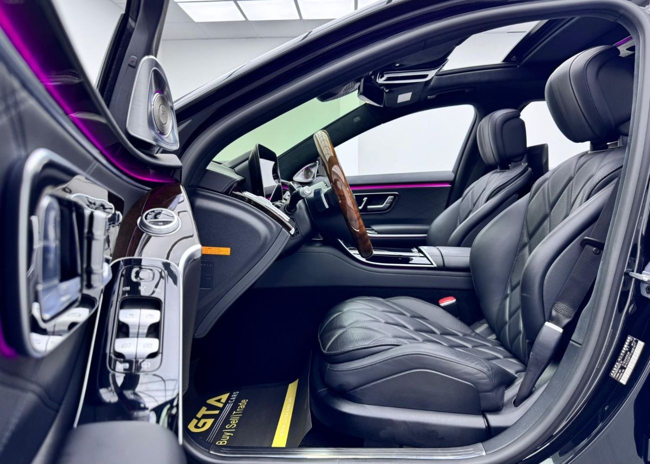 مرسيدس بنز S 680 2022 Mercedes-Maybach S680 4MATIC, 1 Year Warranty, Full Service History