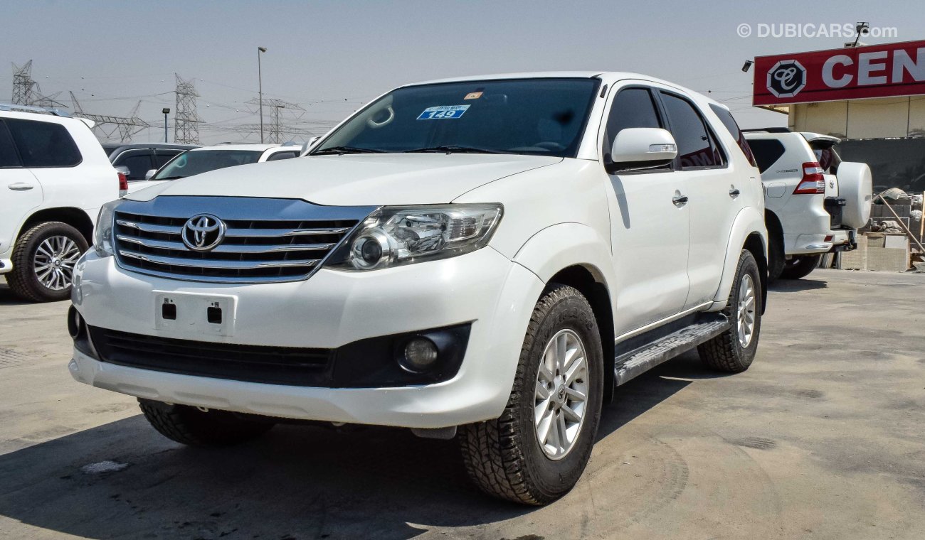 Toyota Fortuner 2.7 petrol 4 cyl for export only