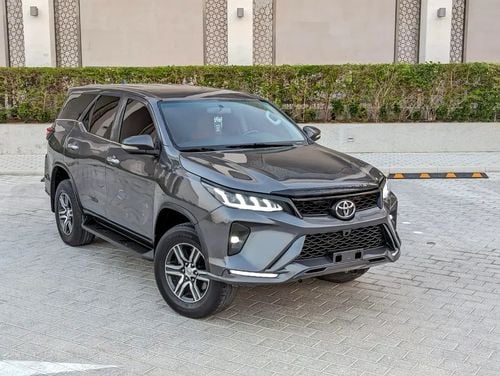 Toyota Fortuner EXR FACELIFTED V4 2.7L GCC IN EXCELLENT CONDITION