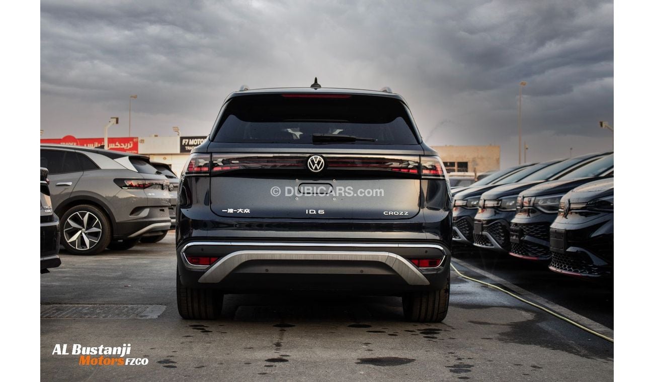 Volkswagen ID.6 VOLKSWAGEN ID.6 CROZZ PRO, 7 SEATERS . COLOR BLUE. 2023