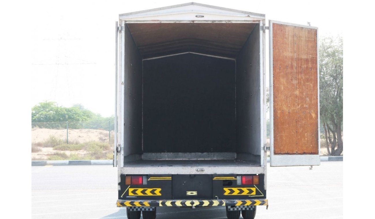 Isuzu Reward 2012 | REWARD NP DRY BOX MULTIPURPOSE CANTER WITH GCC SPECS AND EXCELLENT CONDITION - EXCLUSIVE VAT