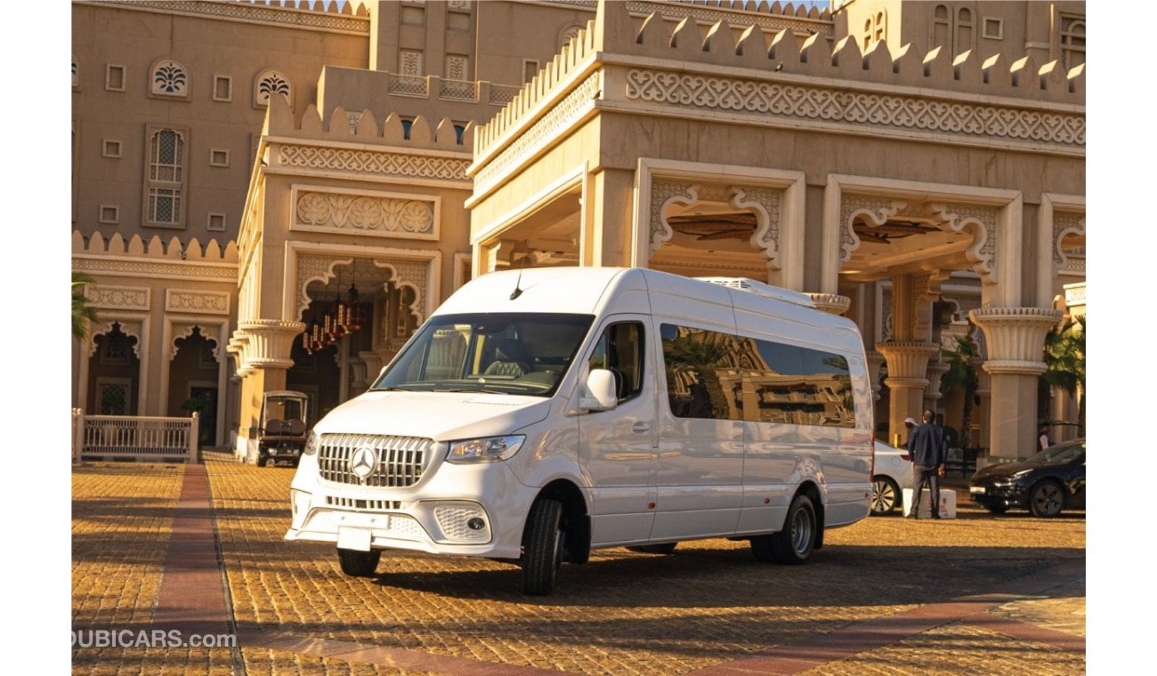 مرسيدس بنز سبرينتر Mercedes-Benz Sprinter  12 SEATS 2022 VIP MERCEDES GCC SPRINTER - 2 Years Warranty by VLINE Design