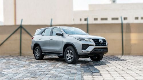 Toyota Fortuner EXR 2026 Toyota Fortuner GX 2.7 AT Petrol (Silver-Tan) RWD