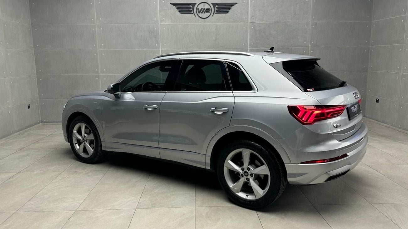 أودي Q3 35 TFSI S لاين 2021 Q3//FULL OPTION//GCC//WARRANTY//FULL SERVICE HISTORY
