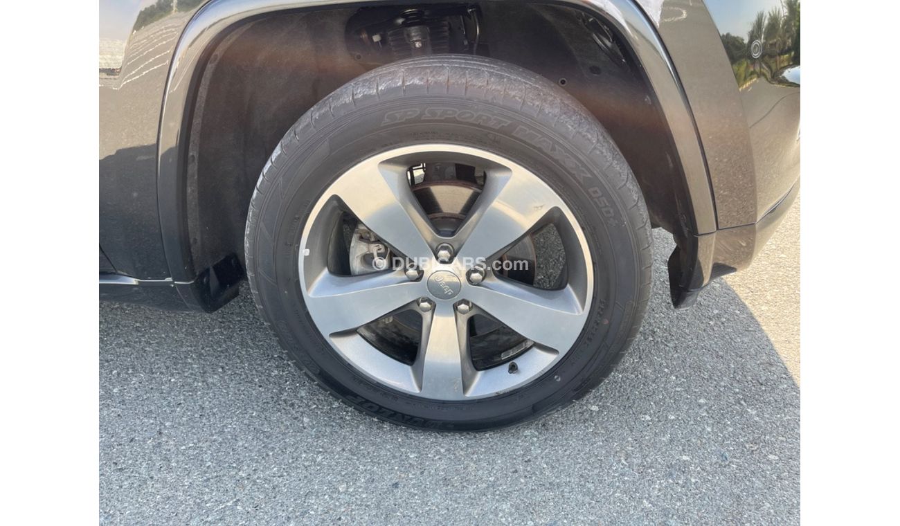 Jeep Grand Cherokee Altitude JEEP/GRAND CHEROKEE -model 2014 -GCC- Excellent Condition