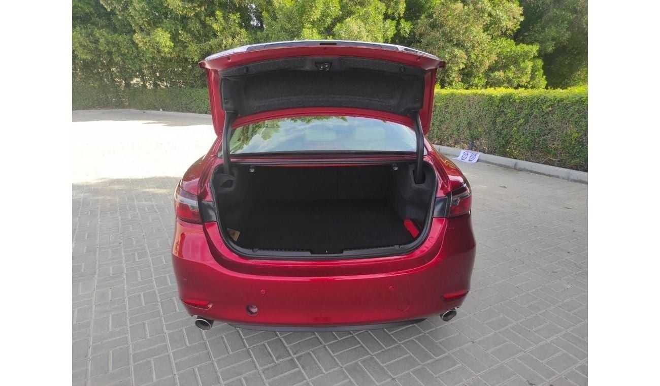 مازدا 6 2.5L S Mazda 6 2022 Gcc V4 2.5  full automatic