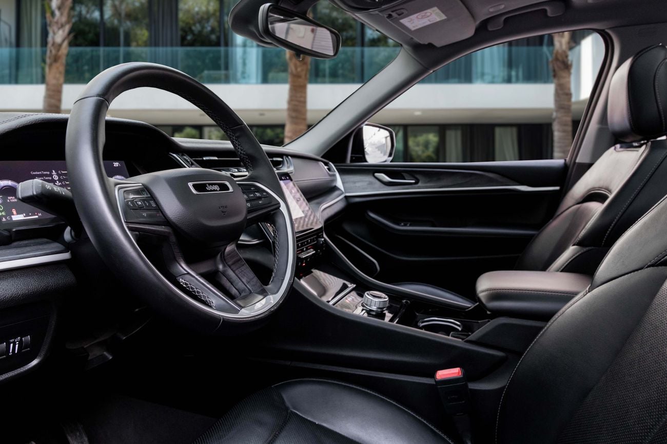 جيب جراند شيروكي Grand Cherokee Limited | 2,155 P.M | 0% Downpayment | WARRANTY!