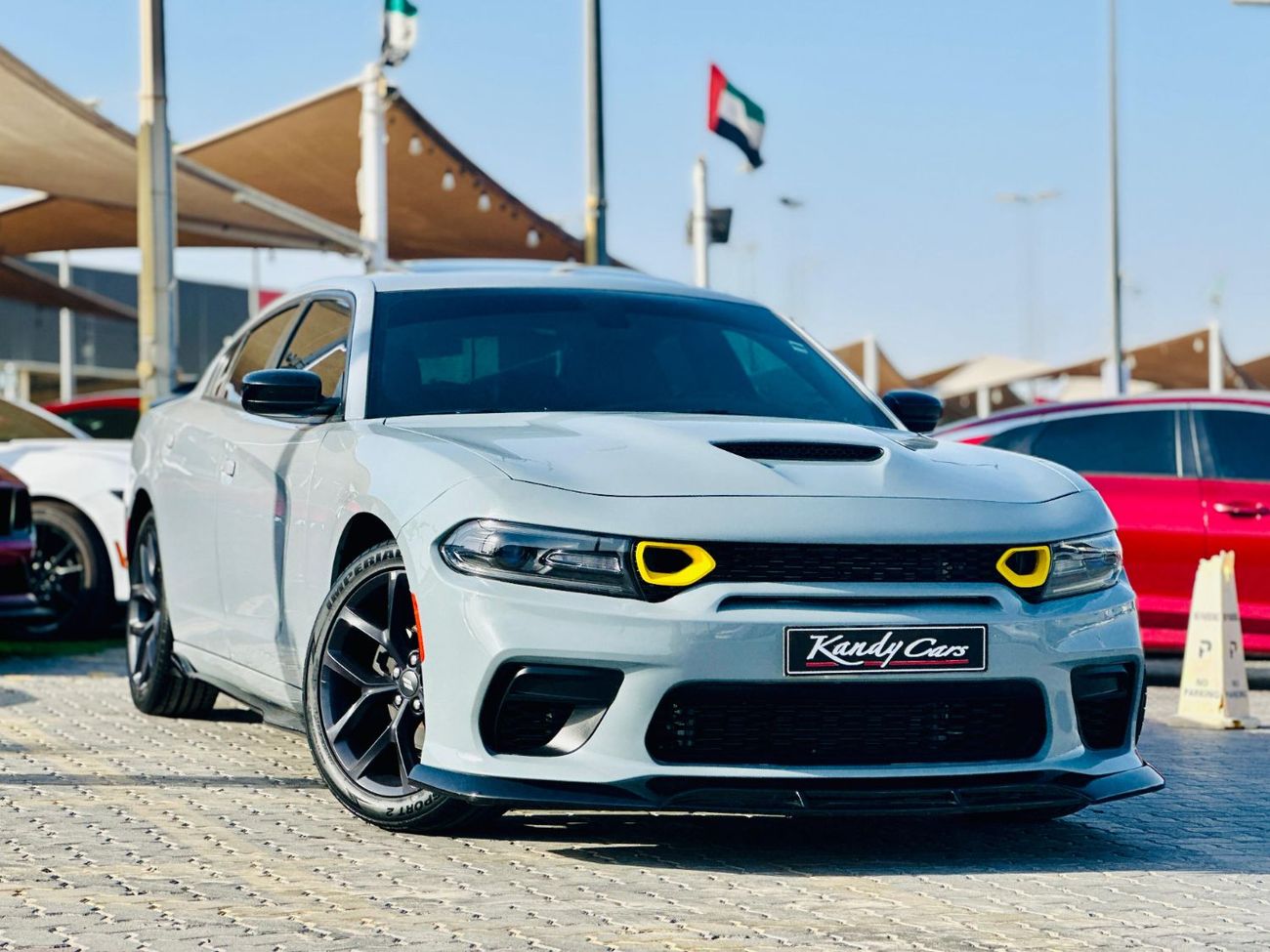 دودج تشارجر SXT 3.6L | Monthly 1270 | 0% DP | Sunroof | Alcantara Seats | Touch Screen | # 40102