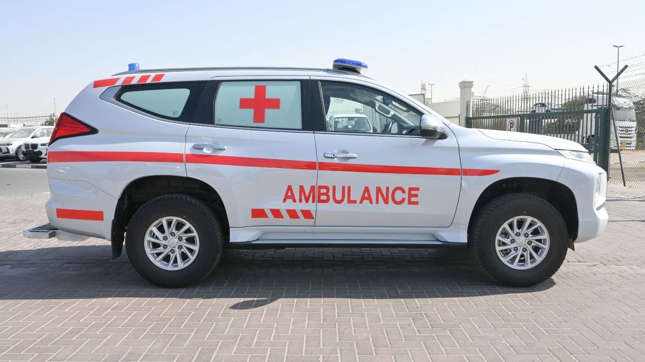 Mitsubishi Pajero MITSUBISHI PAJERO SPORT 2.5L  AMBULANCE 4WD A/T 7 SEATER (2023 MY)