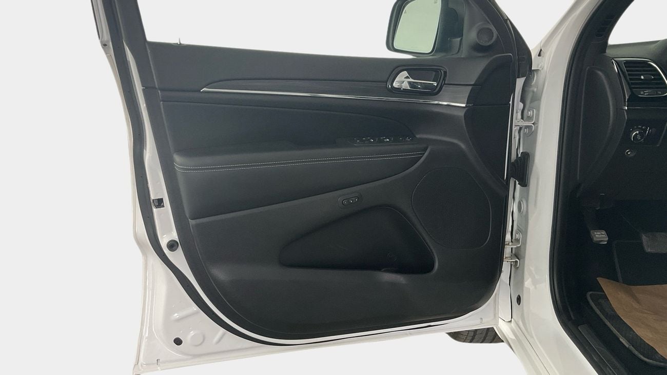 جيب جراند شيروكي 80th Anniversary Edition | شامل الضمان | 0 ﺪﻔﻋﺓ ﺃﻮﻟﻯ