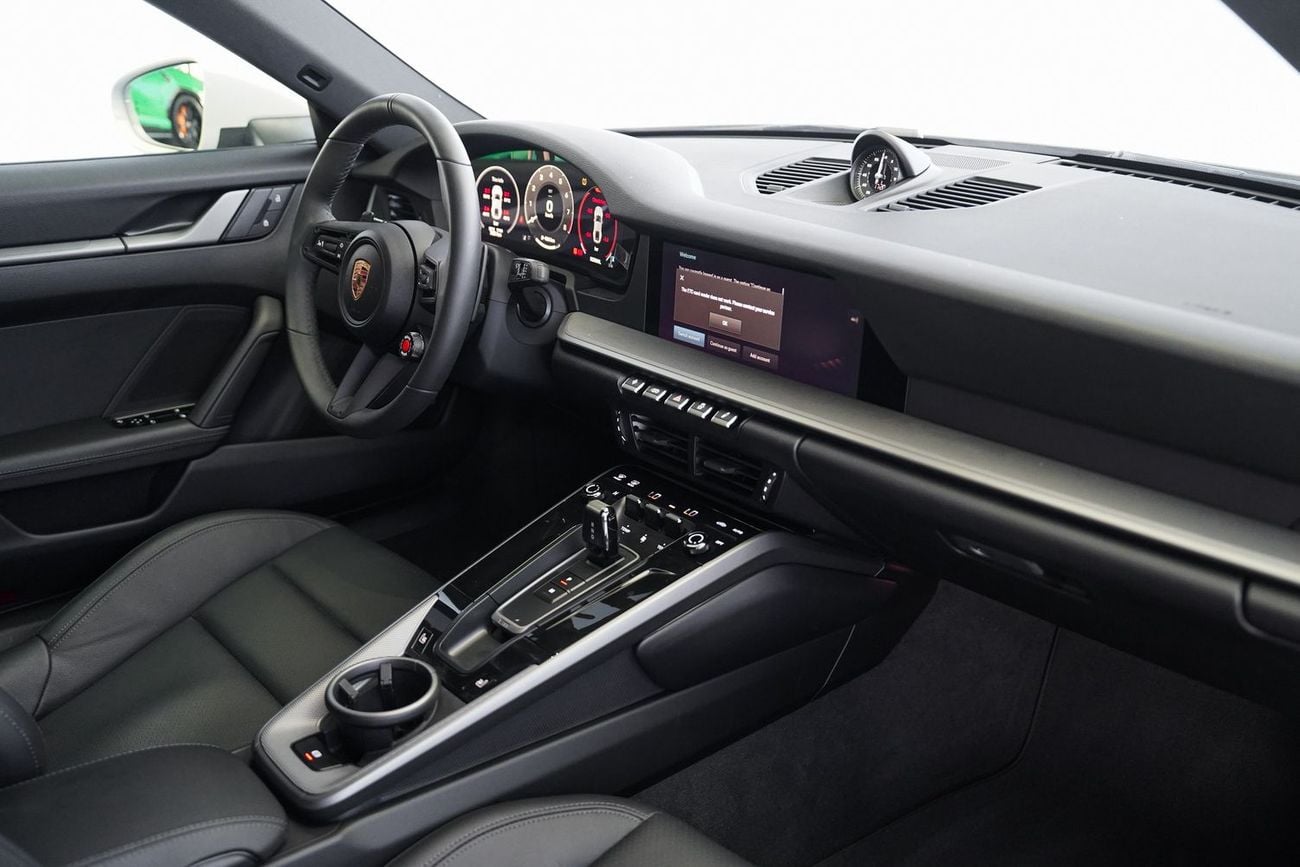 بورش 911 Carrera 3.0L (444 HP) Coupe