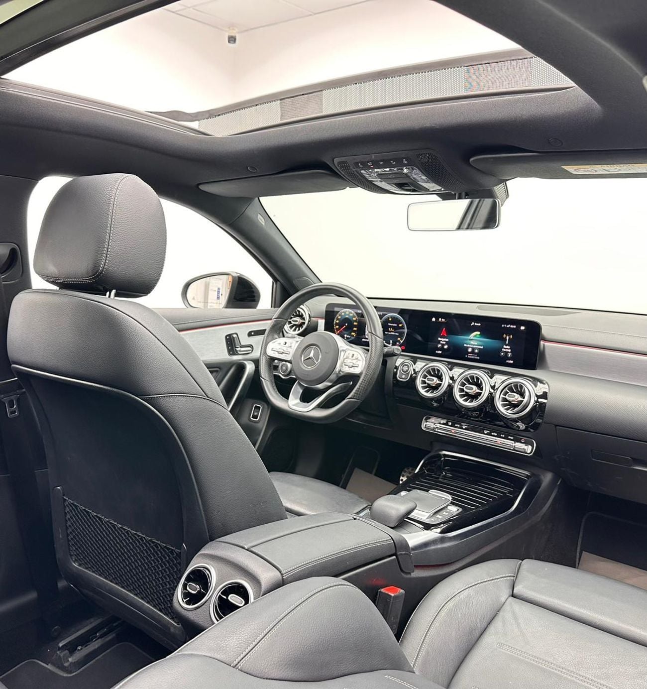 Mercedes Benz A35 AMG 2021 Mercedes-Benz A35 AMG, 1 Year Warranty Unlimited Km, Mercedes Full Service History, GCC