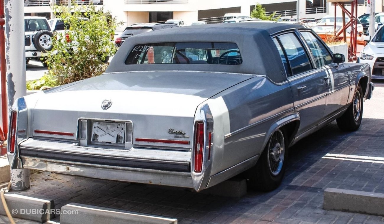 Cadillac Brougham 5.0 L