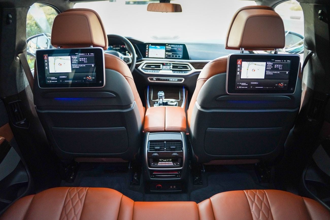 BMW X7 M50i 4.4L (530 HP)