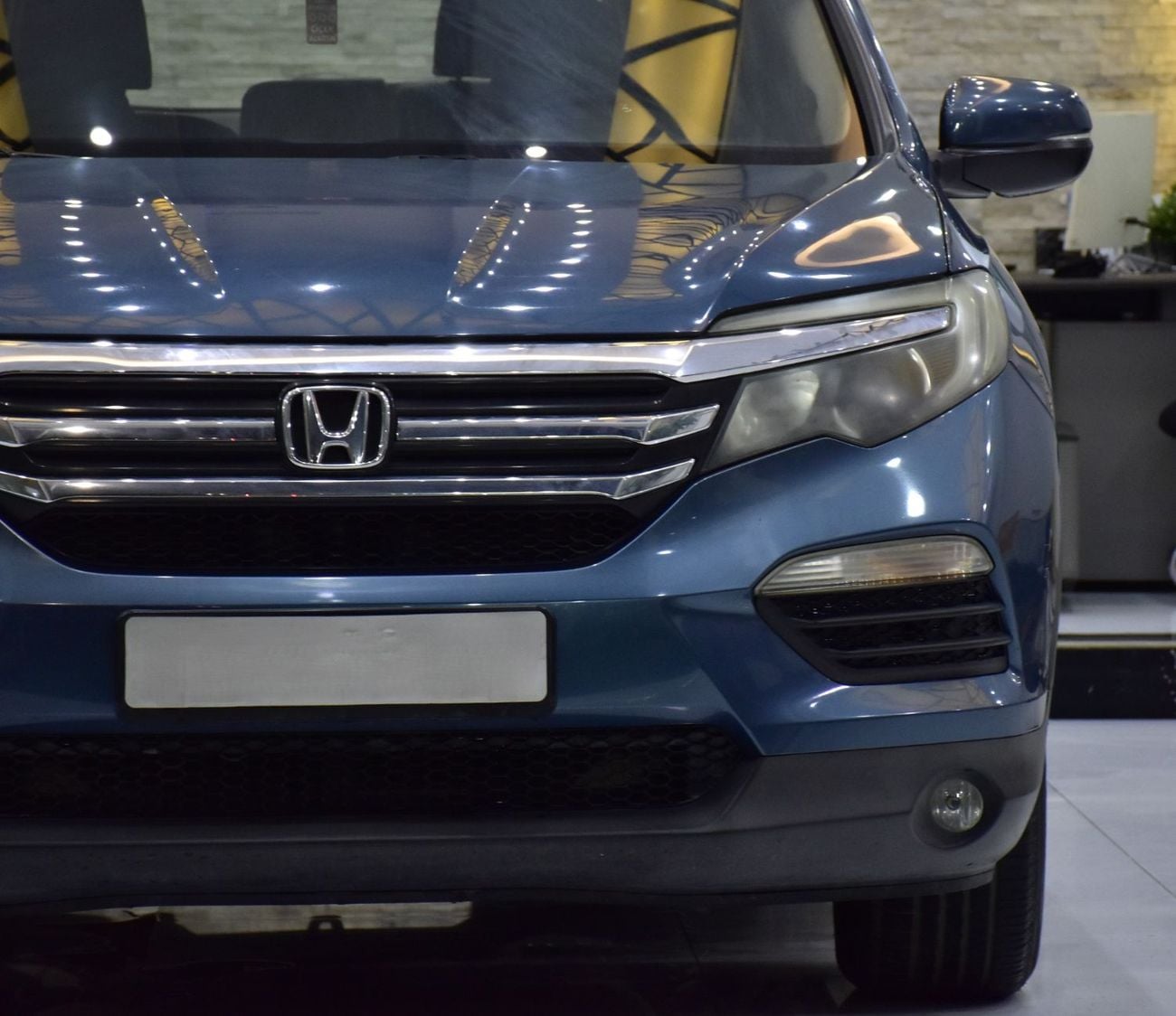 Honda Pilot EXCELLENT DEAL for our Honda Pilot ( 2016 Model ) in Blue Color GCC Specs