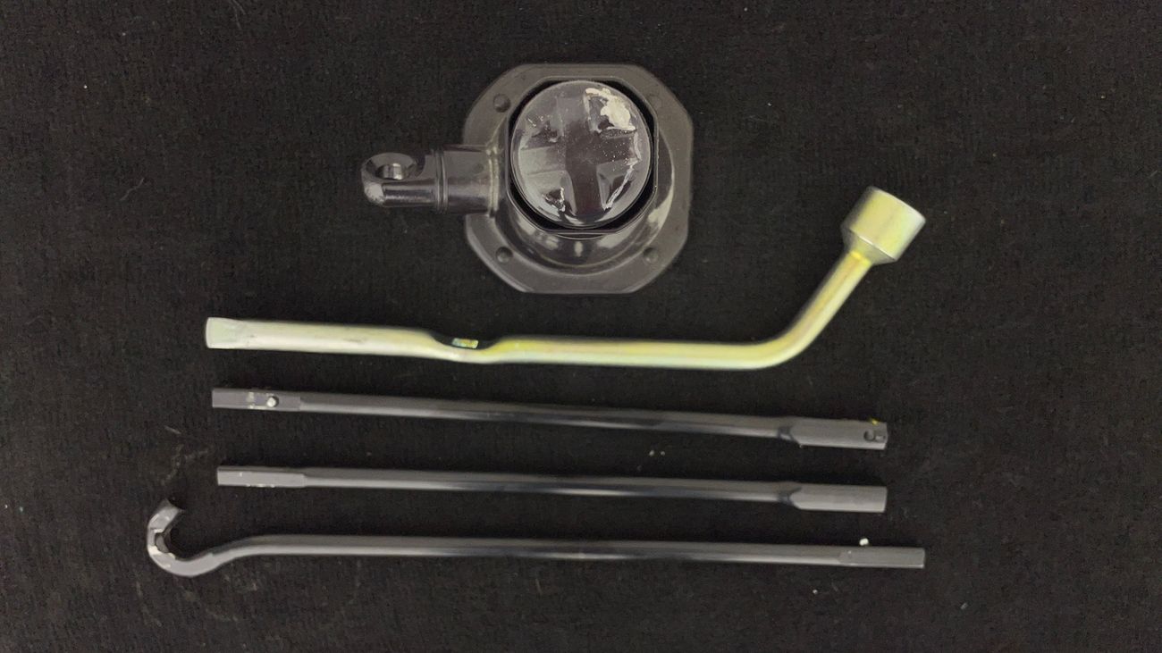 تويوتا فورتونر EXR 2.7 | بدون دفعة مقدمة | اختبار القيادة في المنزل