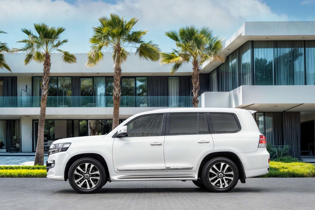 Toyota Land Cruiser GXR Grand Touring | 3,701 P.M | 0% Downpayment | Service Contract!