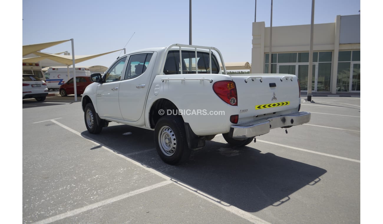 Mitsubishi L200 4X4 DOUBLE CABIN PICK UP GCC SPECS