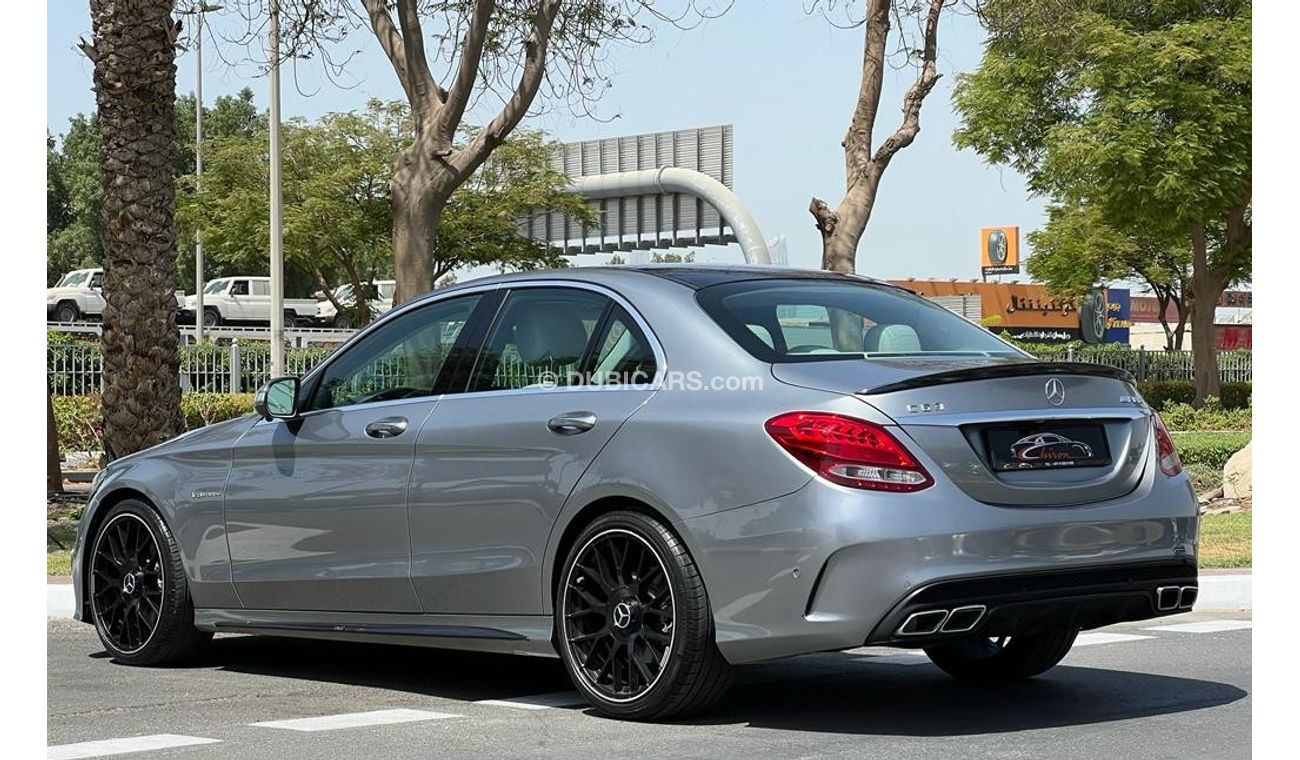 Mercedes-Benz C 300 Luxury MERCEDES BENZ C300 2015 KIT C63 AMG FULL OPTIONS IN LOW MILEAGE WITH DEALER WARRANTY