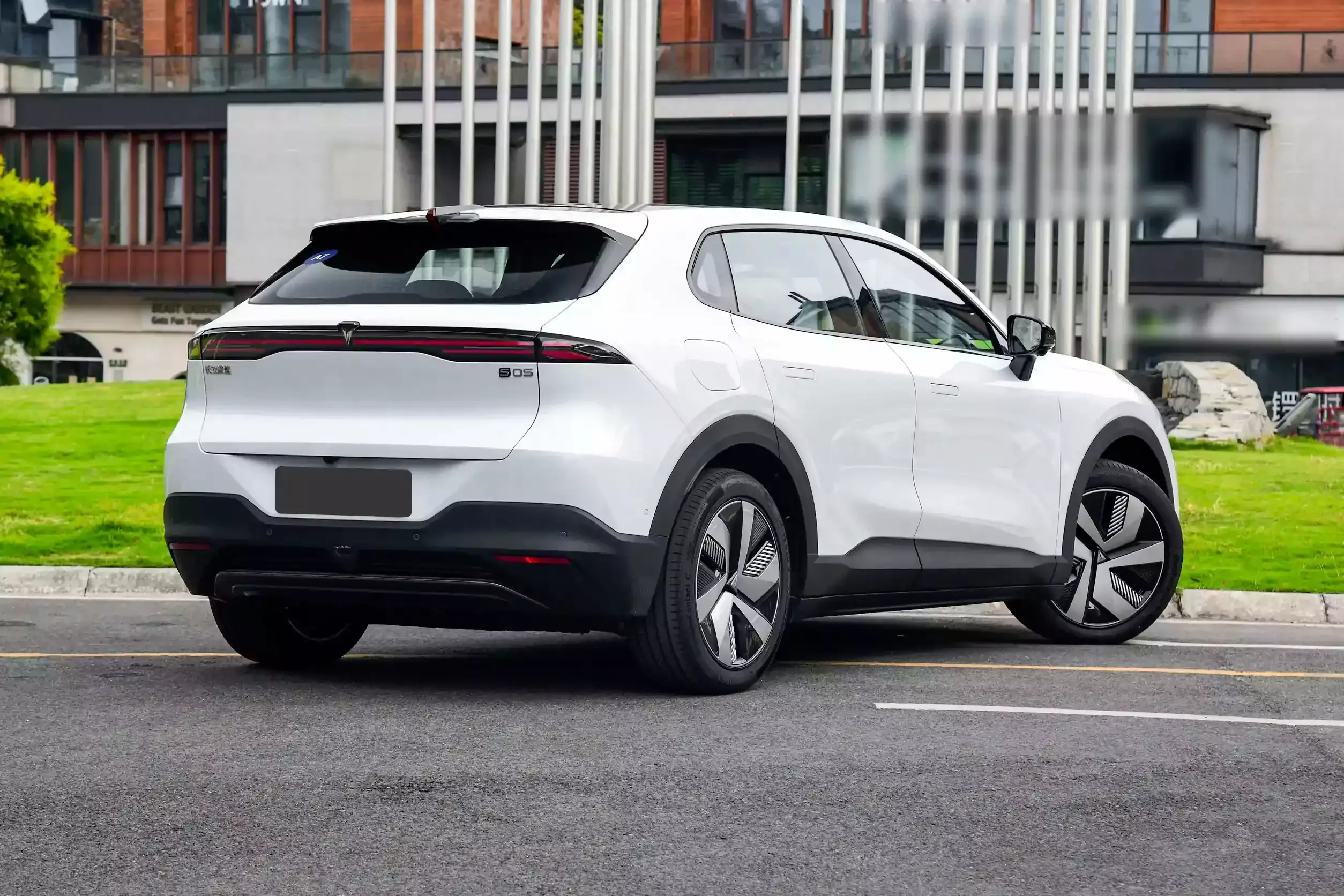 ديبال S05 exterior - Rear Left Angled