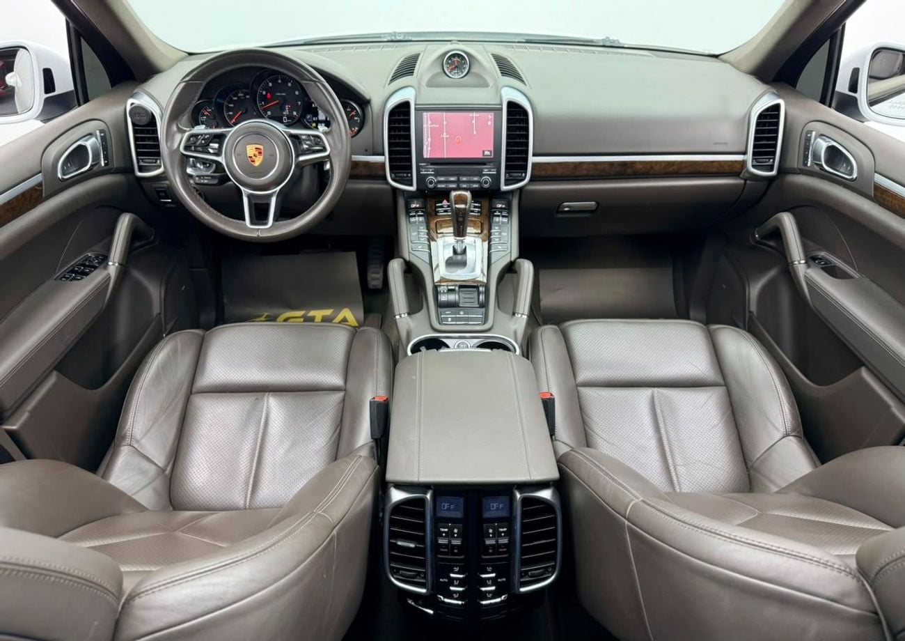 Porsche Cayenne PLATINUM EDITION 2018 Porsche Cayenne Platinum, Service History, Fully, Loaded, Excellent Condition, GCC