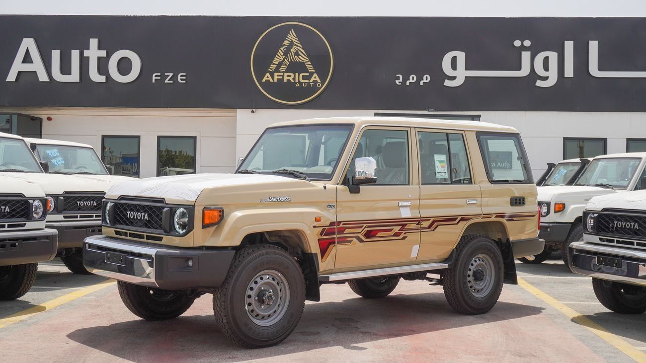 Toyota Land Cruiser 70 LC76 STD LX 4.0L M/T