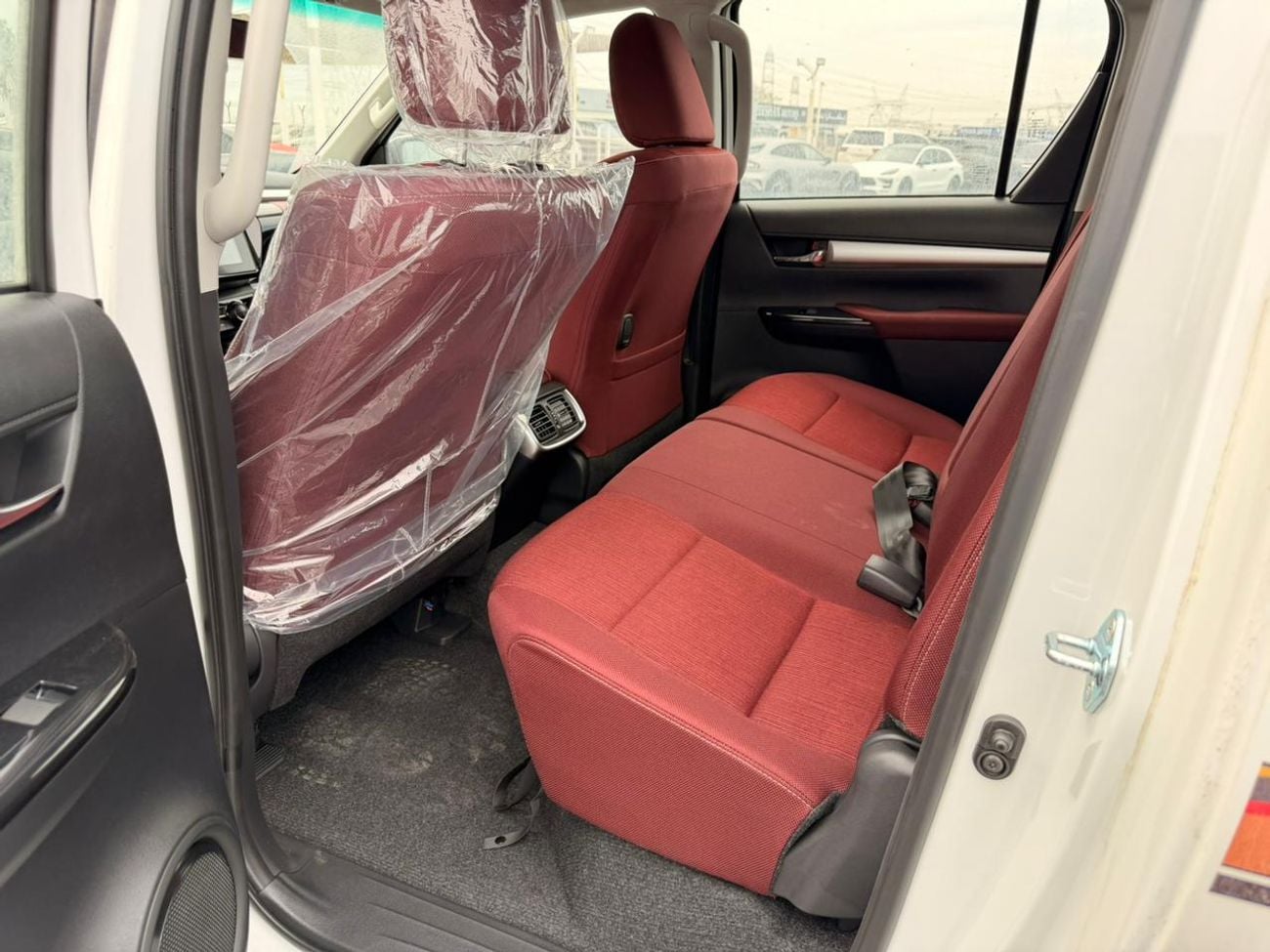 Toyota Hilux TOYOTA HILUX SR5 2.7L MT 2026