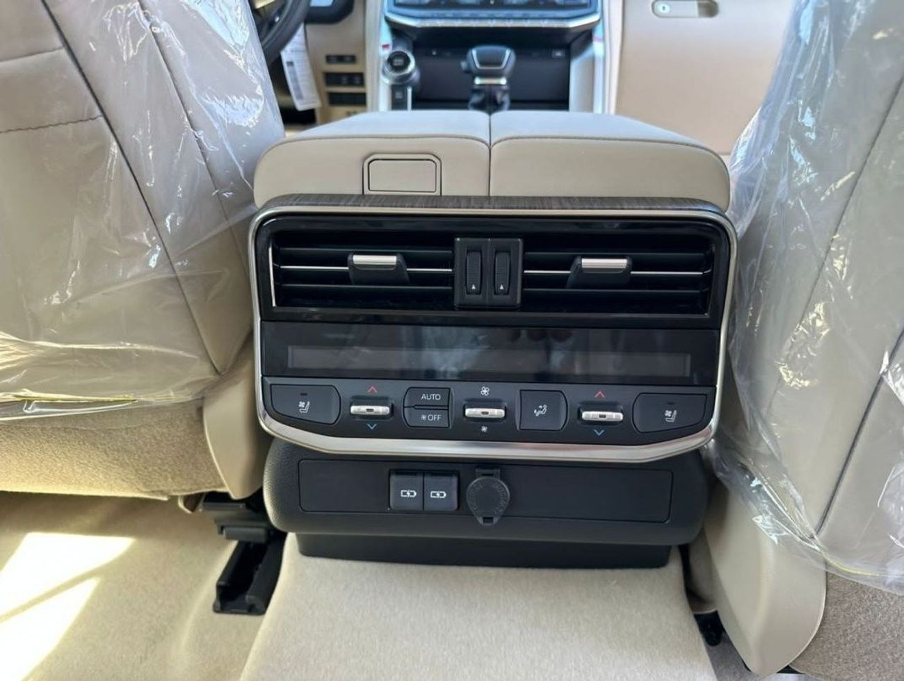 تويوتا لاند كروزر 2023 TOYOTA LAND CRUISER 3.3L DIESEL VXR FULL OPTION ZERO KM