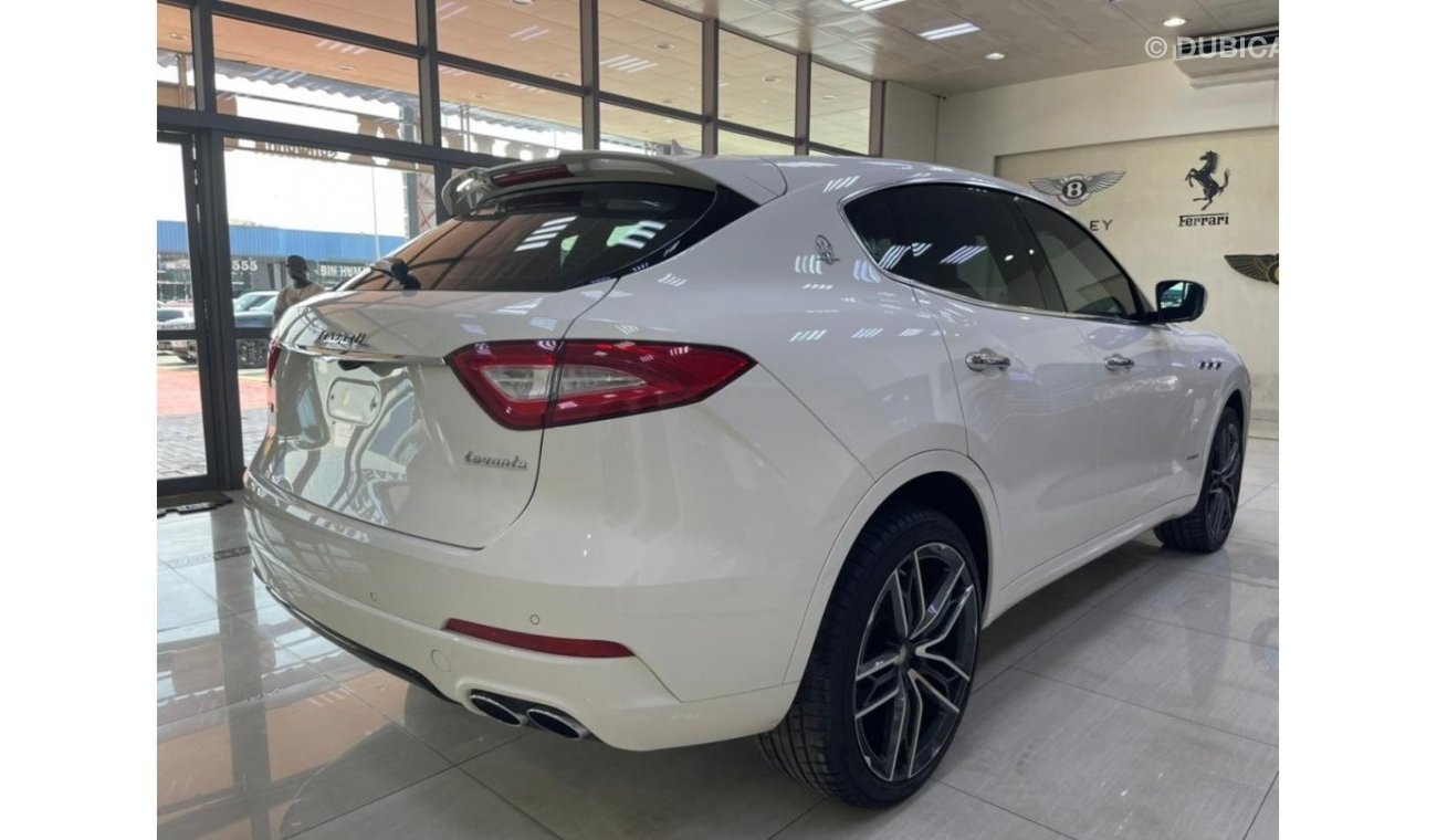 Maserati Levante MAERATI LEVANTE