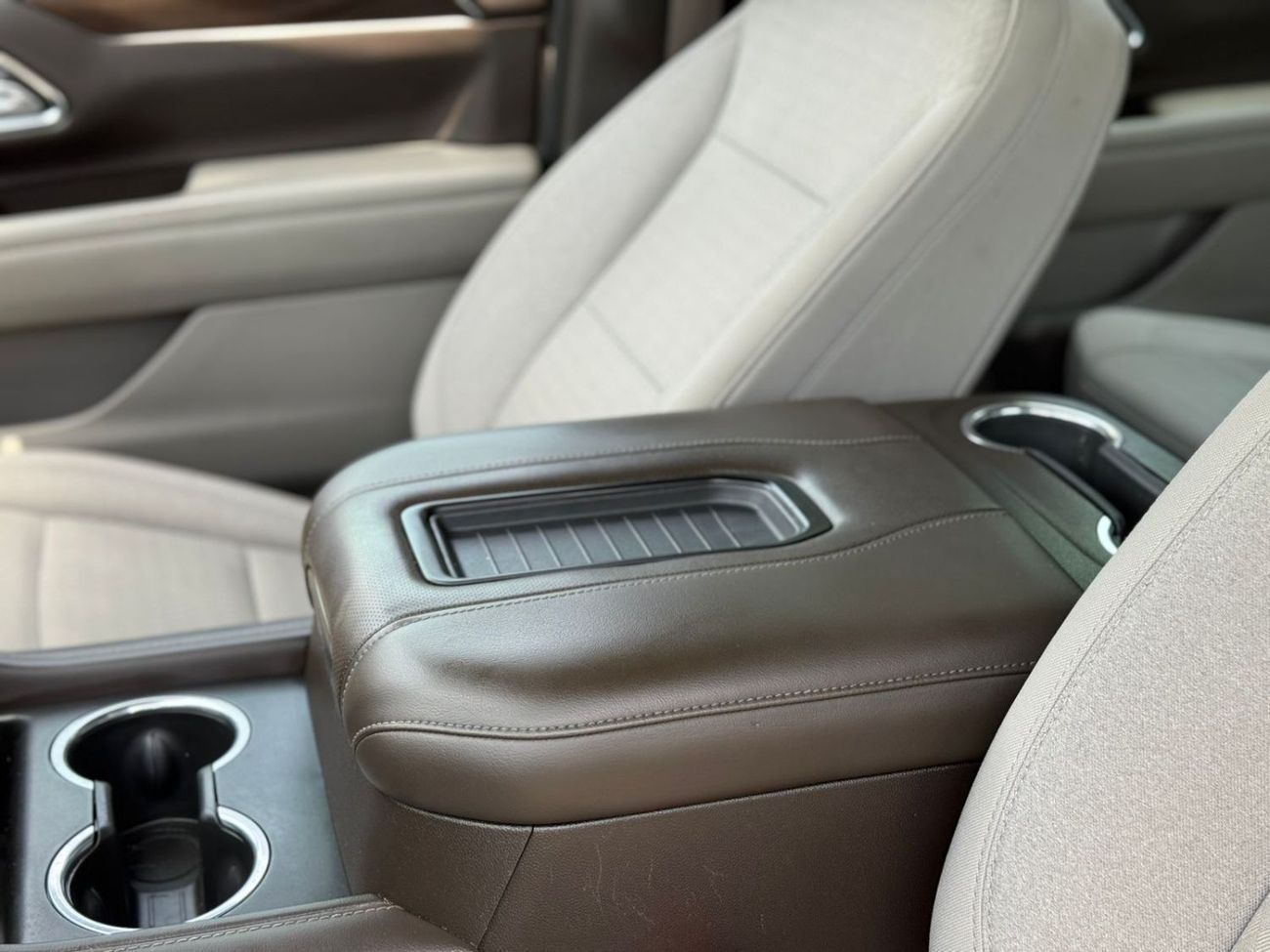 GMC Yukon 6.2 V8 Denali (AWD)