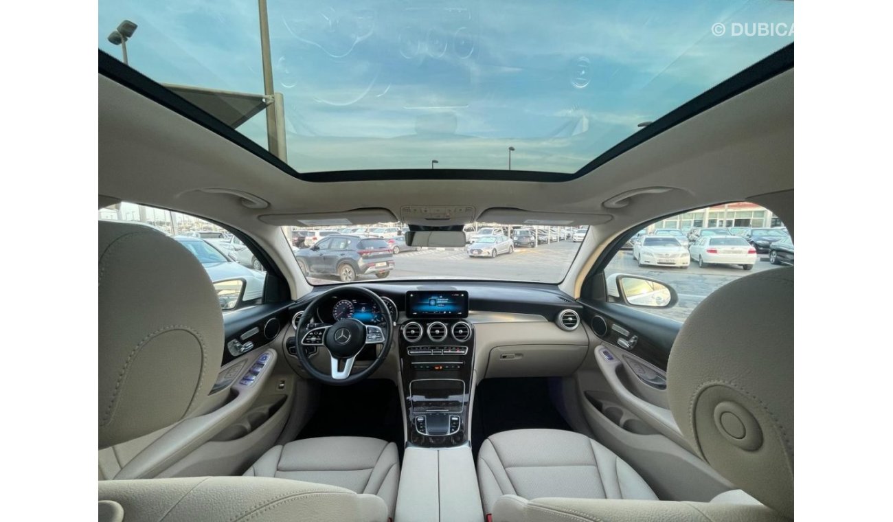 Mercedes-Benz GLC 300 4MATIC Mercedes GLC 300 _American_2022_Excellent Condition _Full option