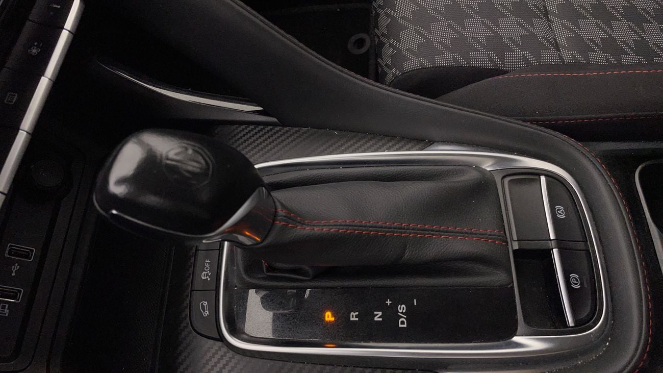 أم جي ZS STD 1.5 | بدون دفعة مقدمة | اختبار القيادة في المنزل