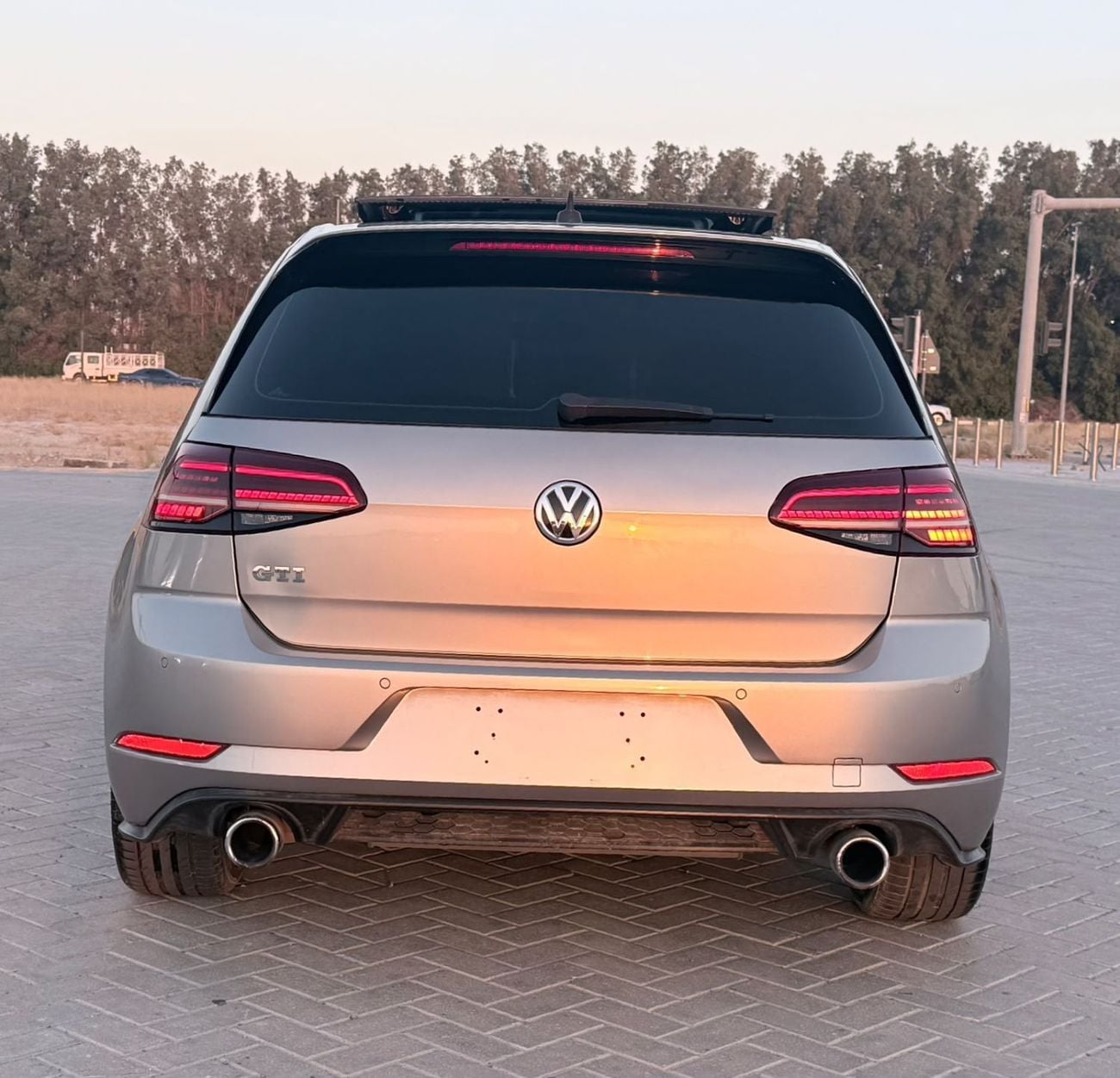 Volkswagen Golf GTI SPORT