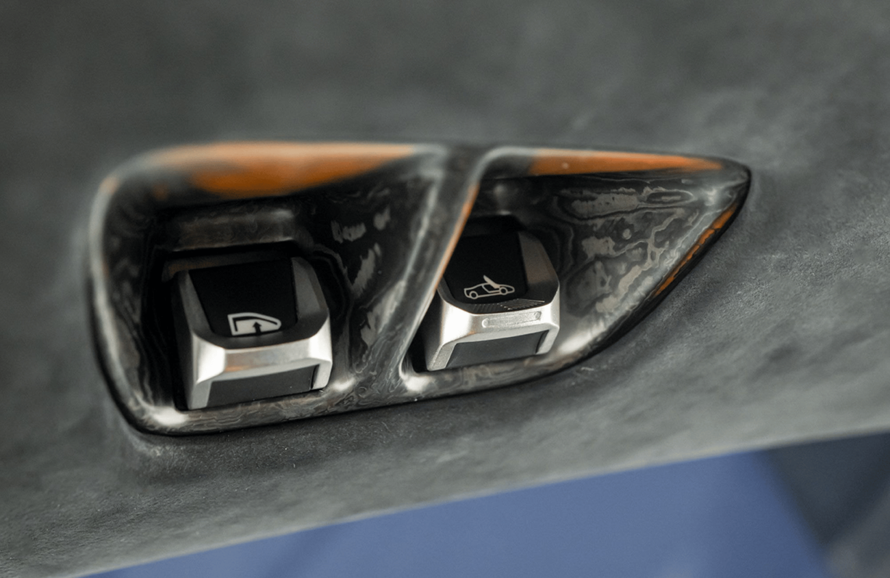 McLaren Speedtail 4.0L V-8 Twin-Turbocharged Engine + eMotor