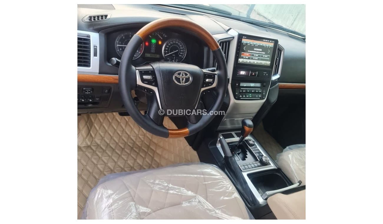 Toyota Land Cruiser GXR