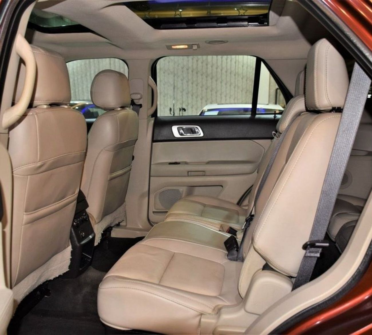 فورد إكسبلورر EXCELLENT DEAL for our Ford Explorer XLT 4WD 2015 Model!! in Brown Color! GCC Specs