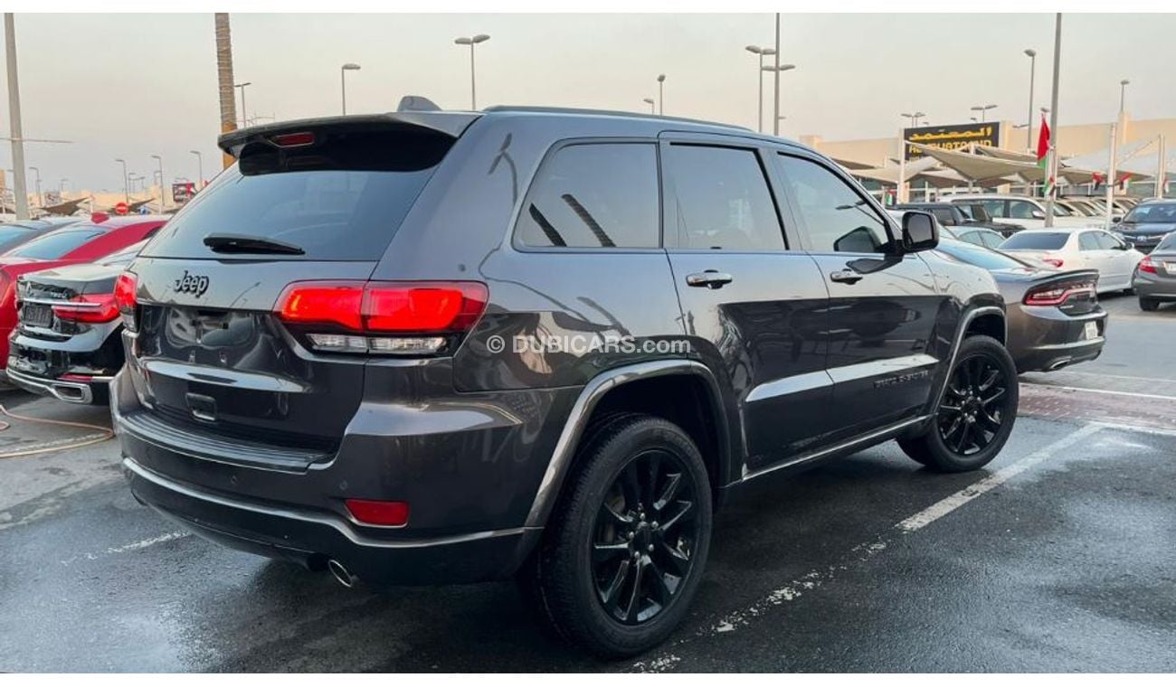Jeep Grand Cherokee full option